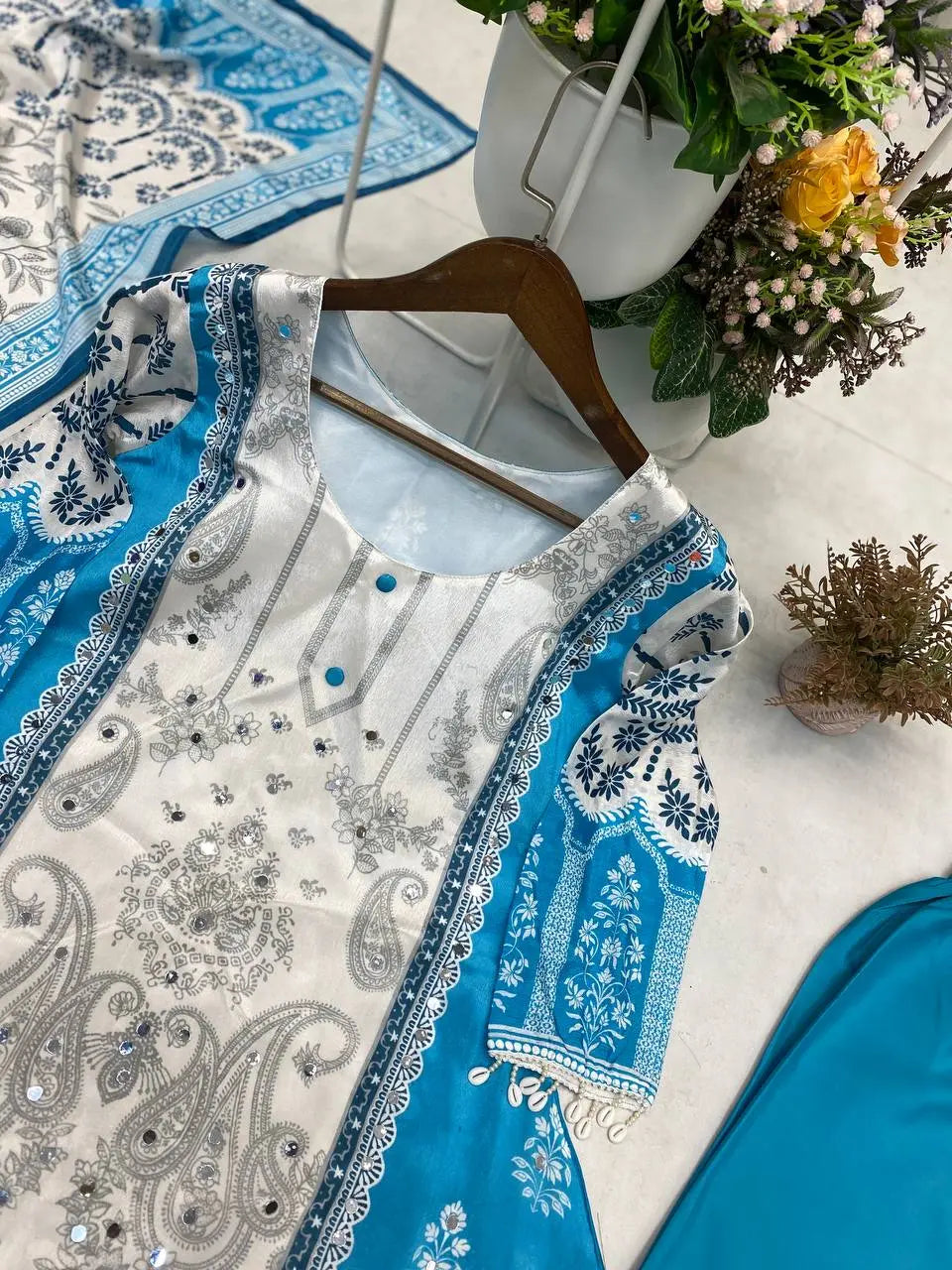 Lehja-e-Rang – Accent of color