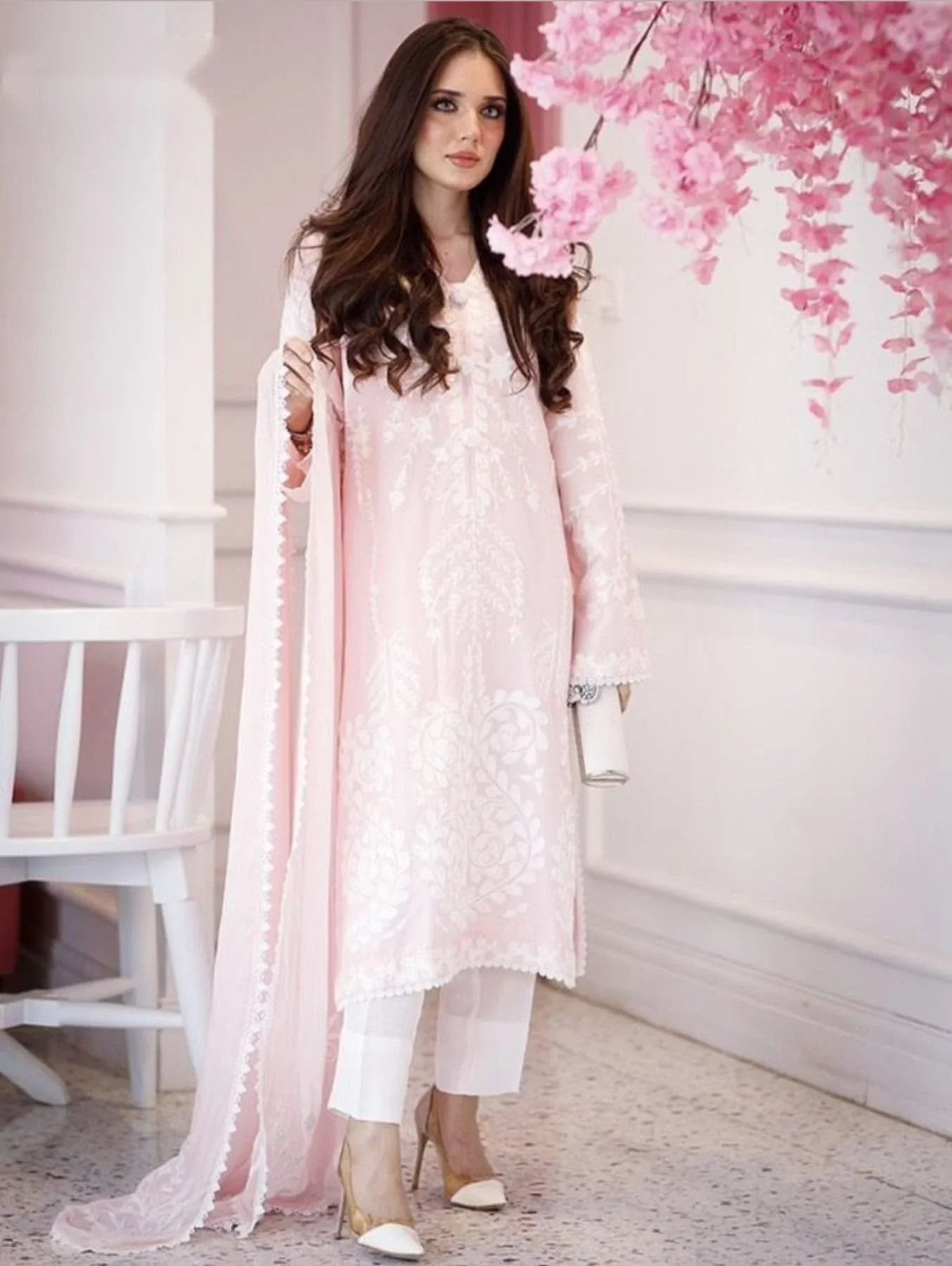 Eira Gul – Cool like the breeze