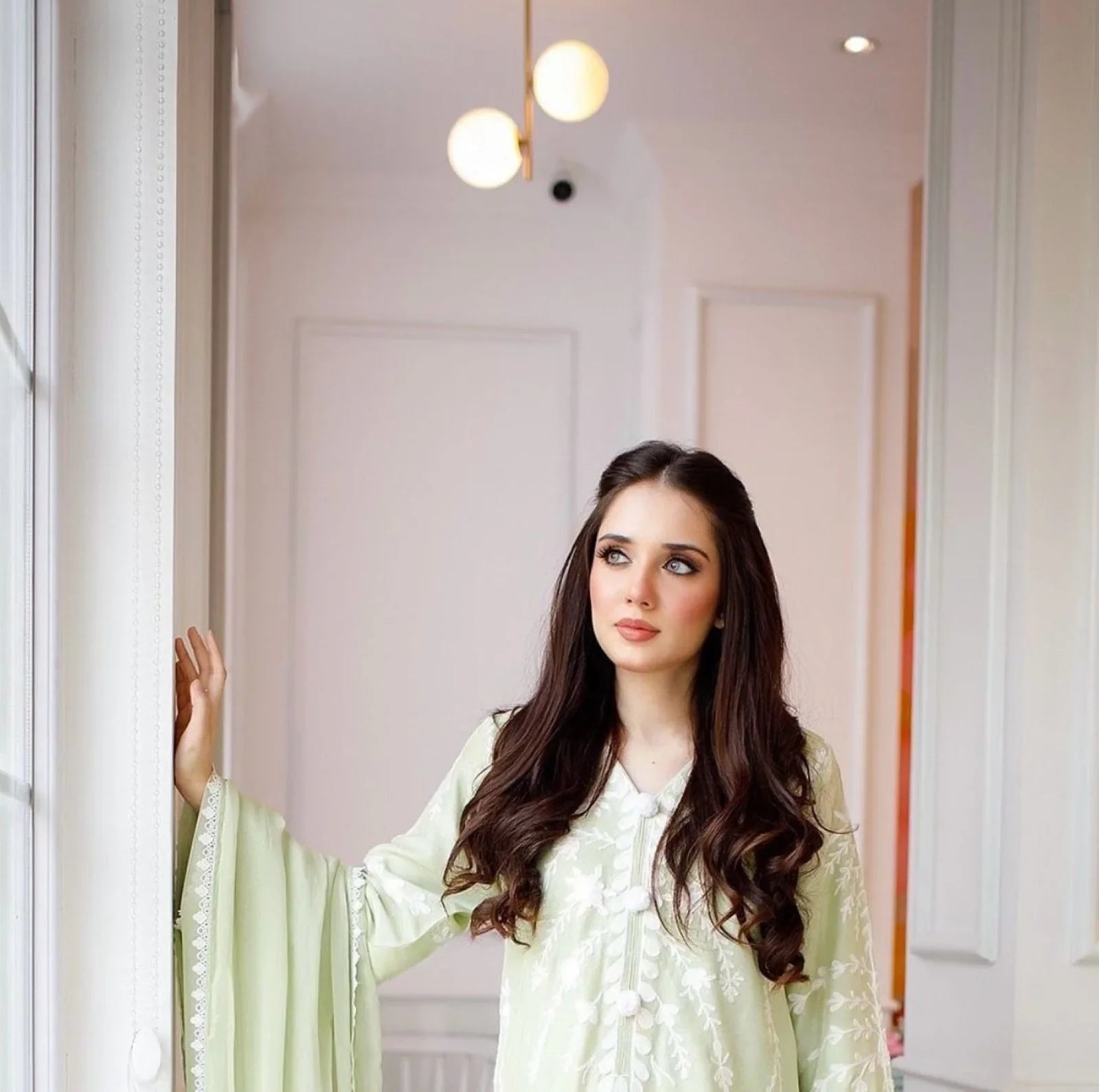 Eira Gul – Cool like the breeze