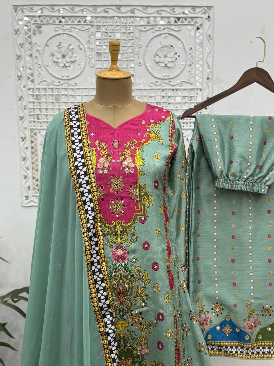Baag-e-Libaas – A garden in attire