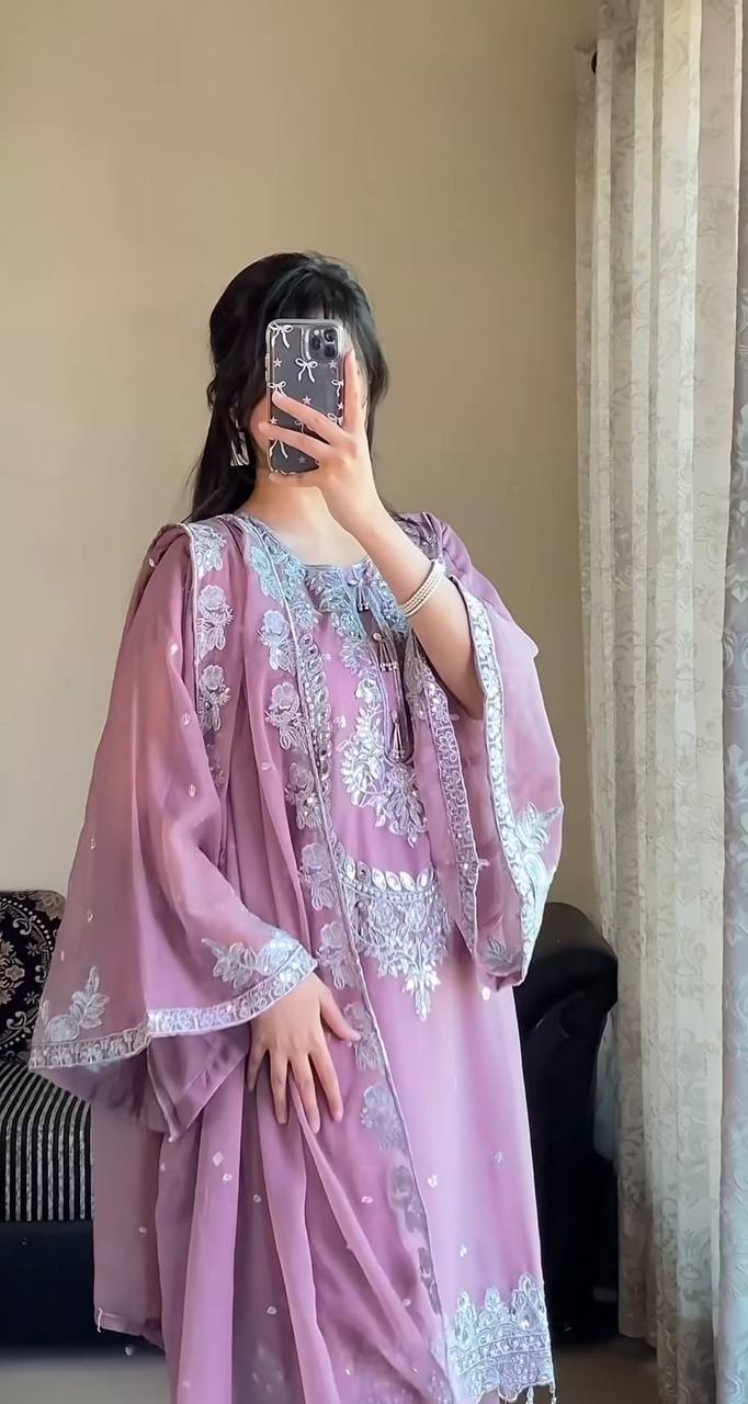 Gul-e-Mauve