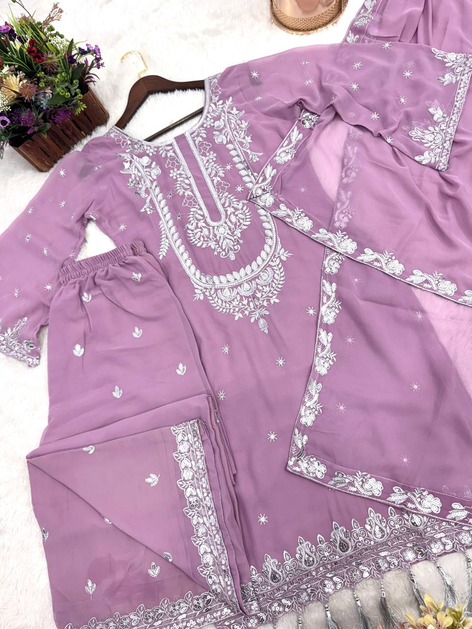 Gul-e-Mauve