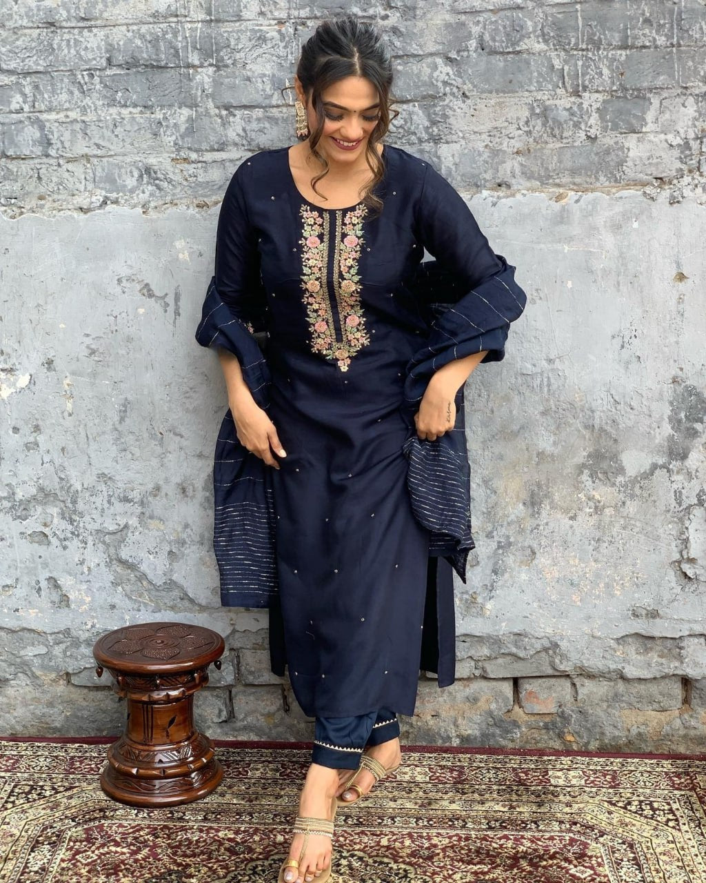 Yashal – Youthful tones with a polished edge