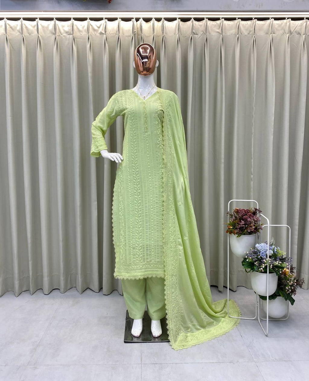 Rohani Saaz – Spiritually soft with luxe textures
