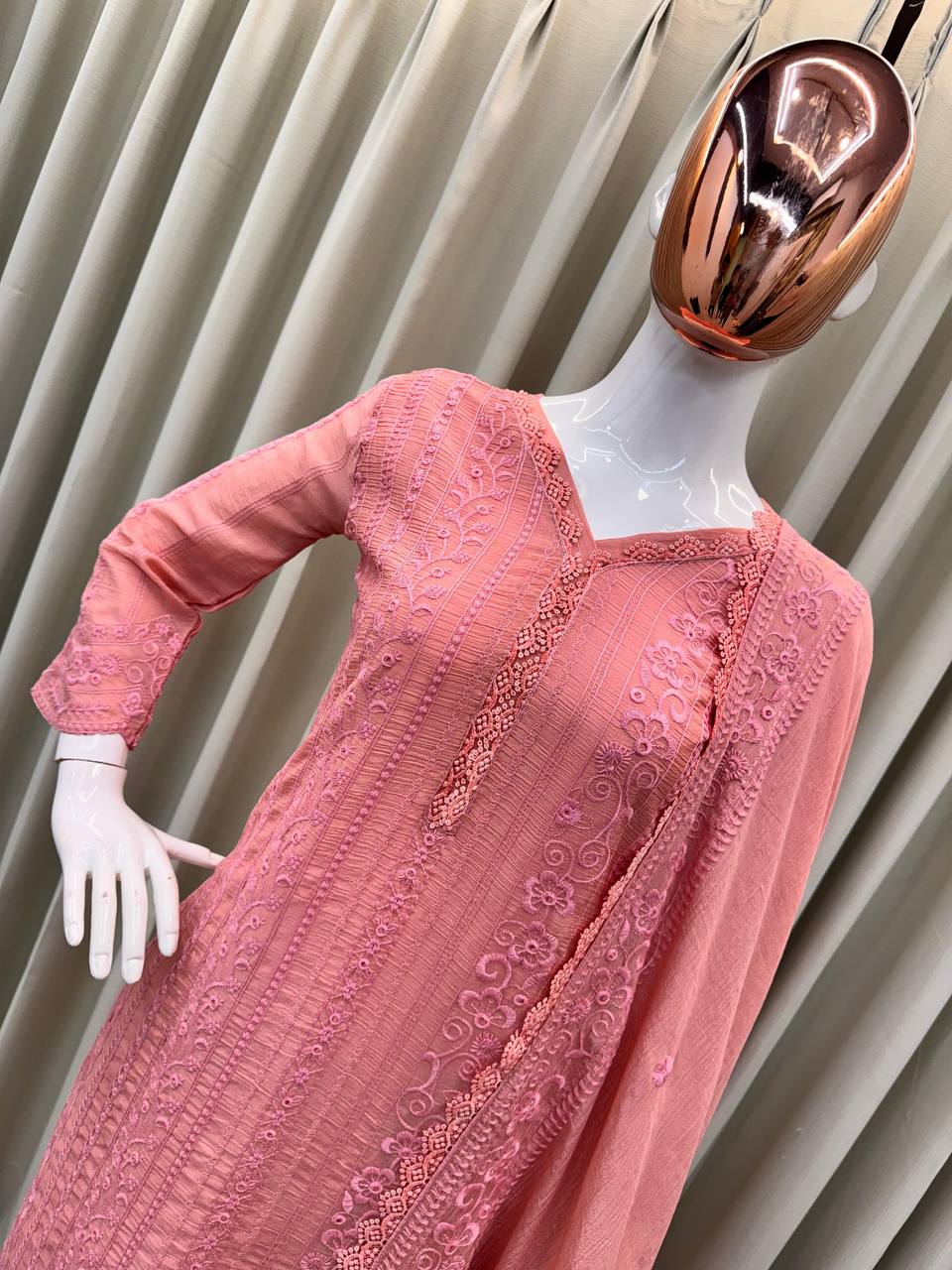 Rohani Saaz – Spiritually soft with luxe textures