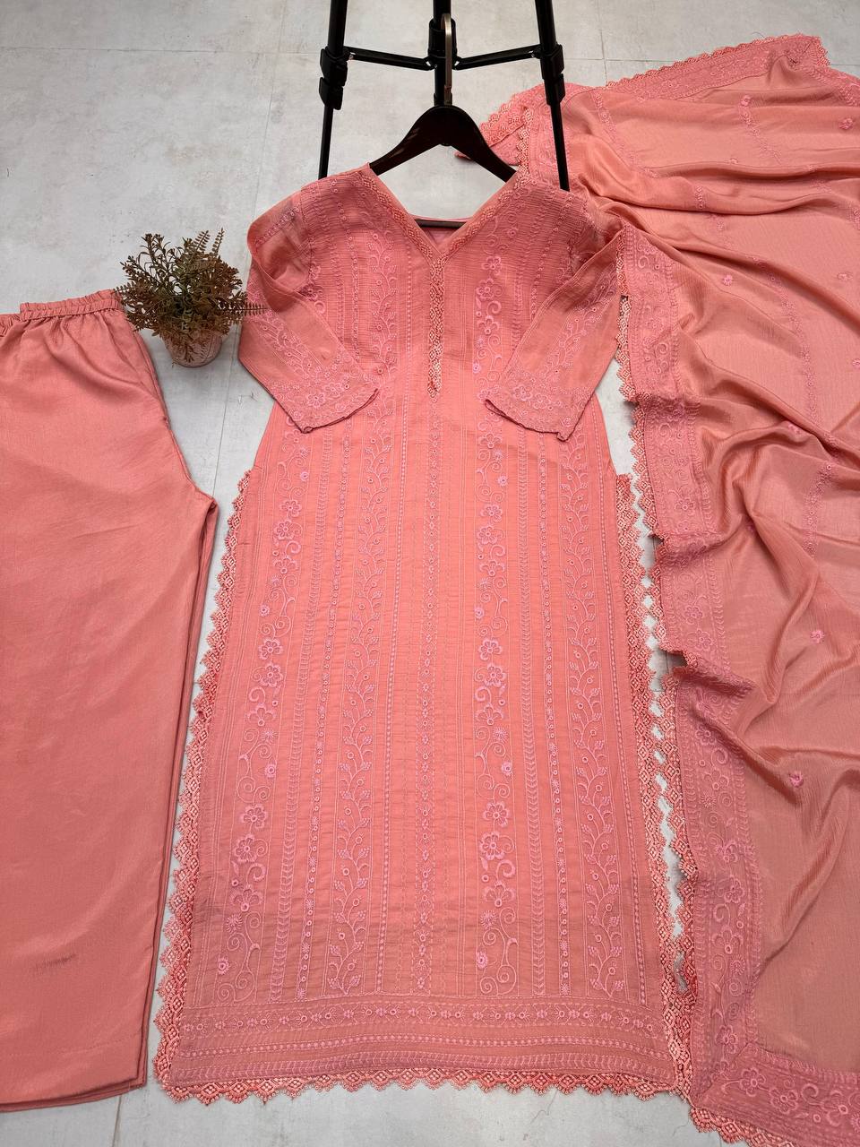 Rohani Saaz – Spiritually soft with luxe textures