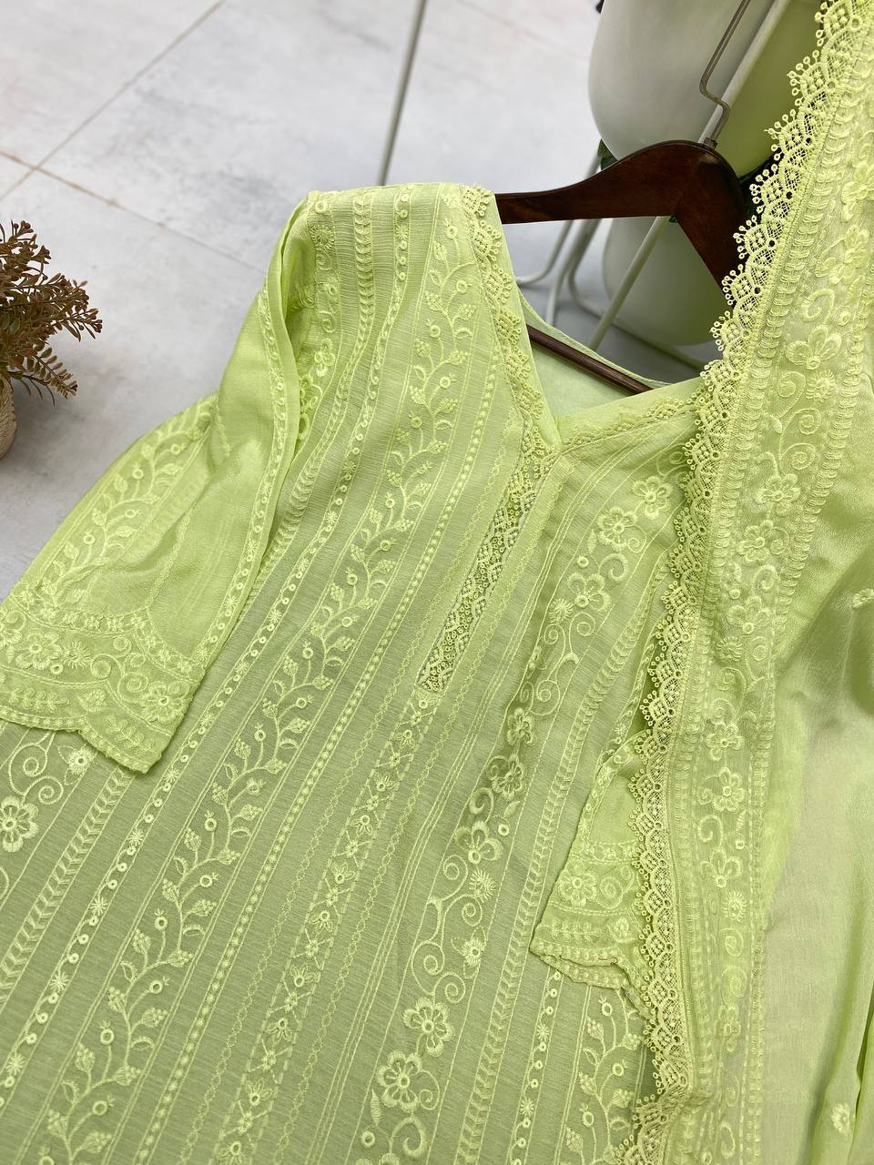 Rohani Saaz – Spiritually soft with luxe textures