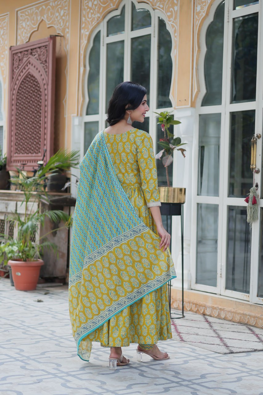 Aabroo – Bold yet classic, made to turn heads