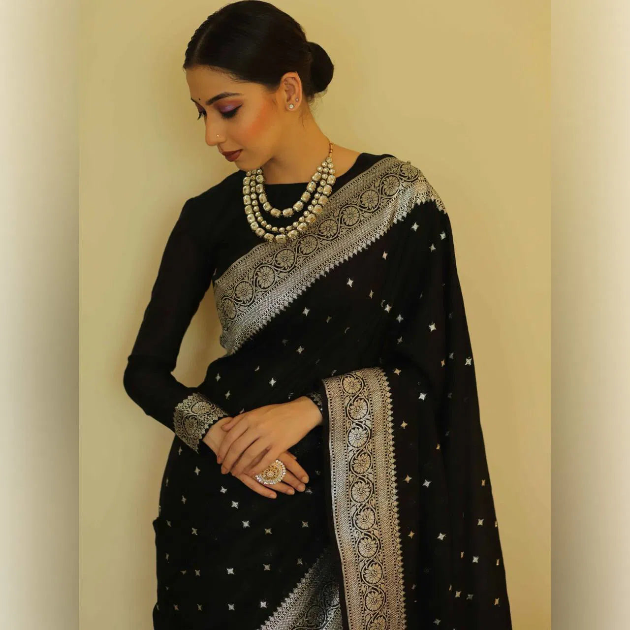 Jashn-e-Nazakat – Celebrating grace with intricate craftsmanship