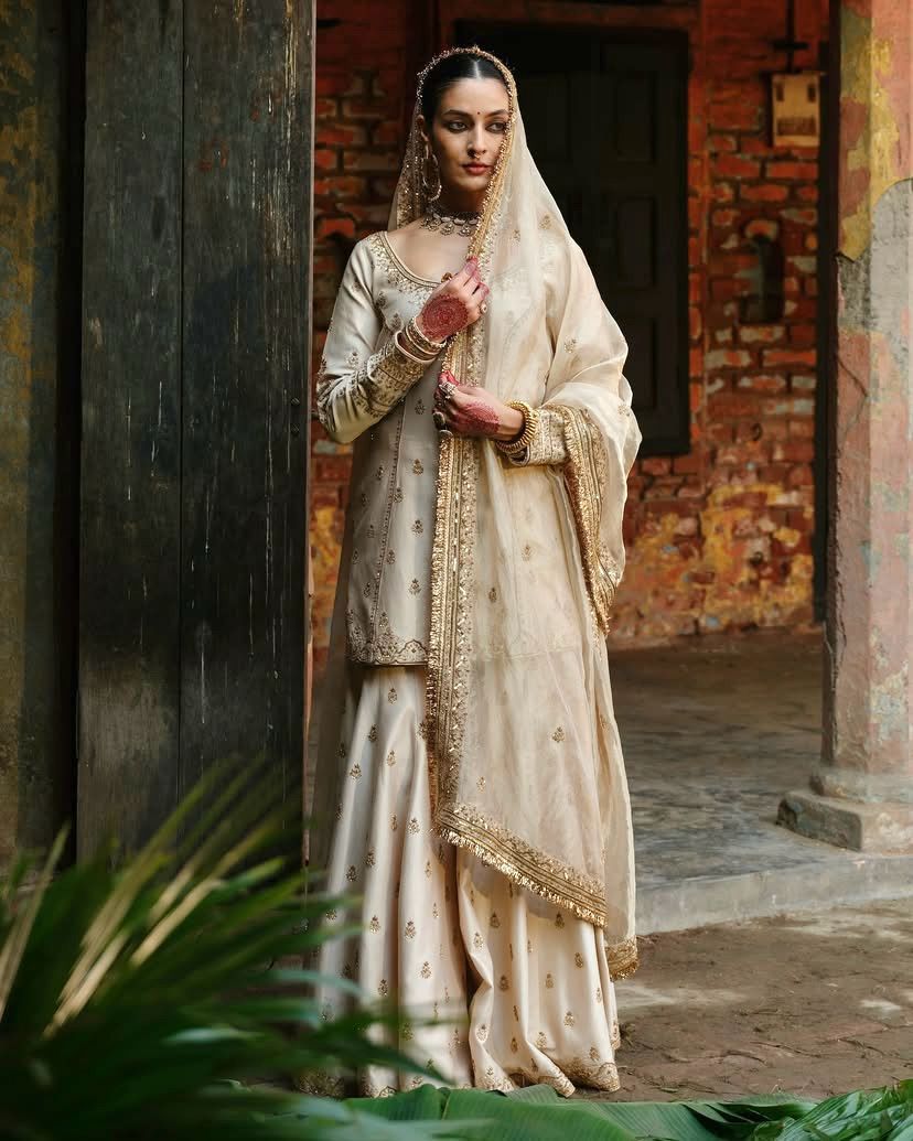 Aayat Embellish – A celestial creation of sequins and embroidery