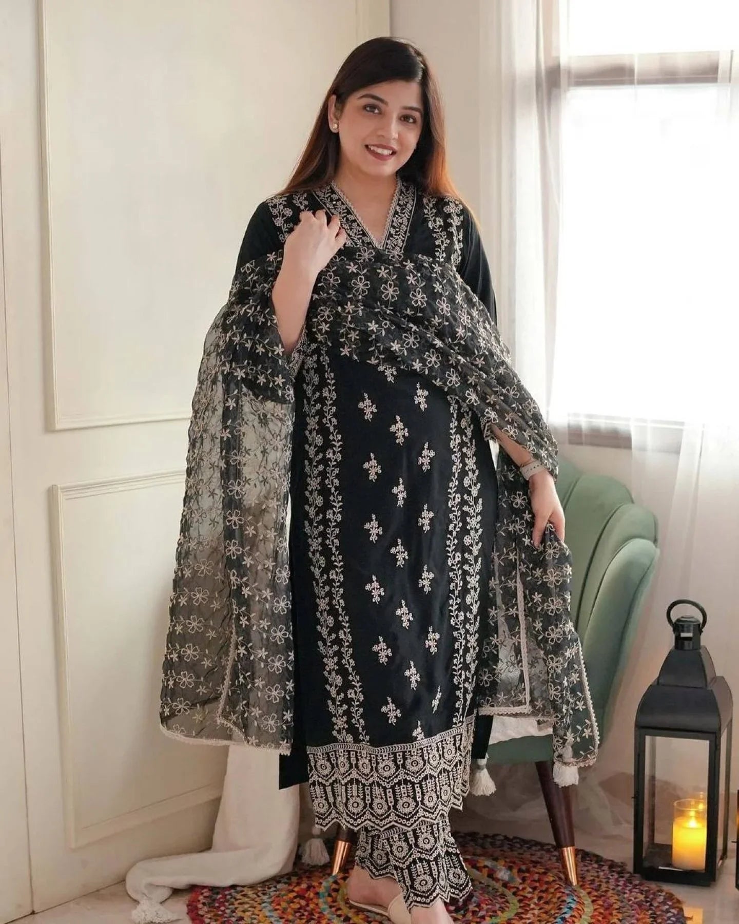 Rang-e-Nafees – Shade of sophistication