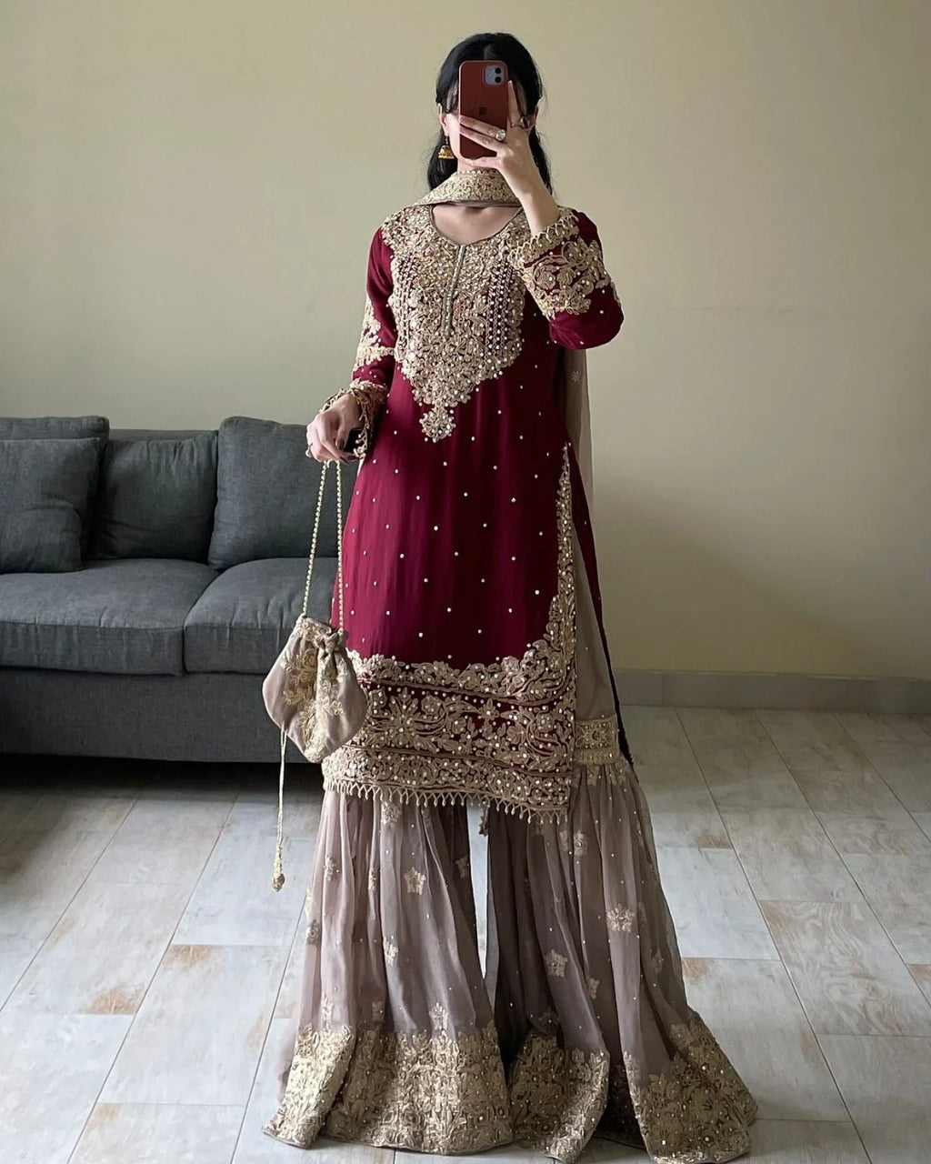Nazneen Andaaz – Graceful attitude