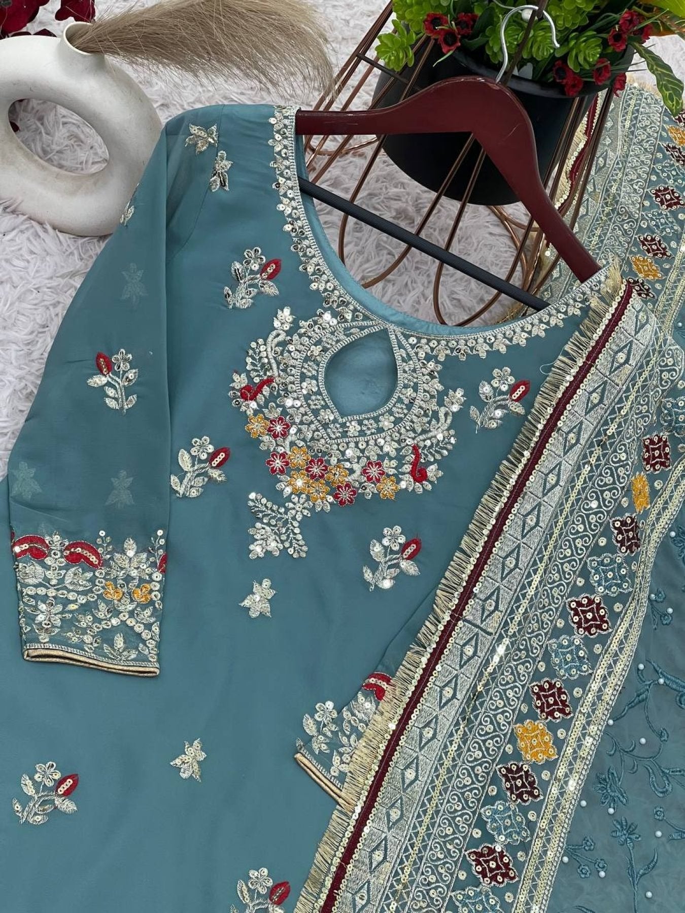 Hunar-e-Rafta – Gracefully crafted