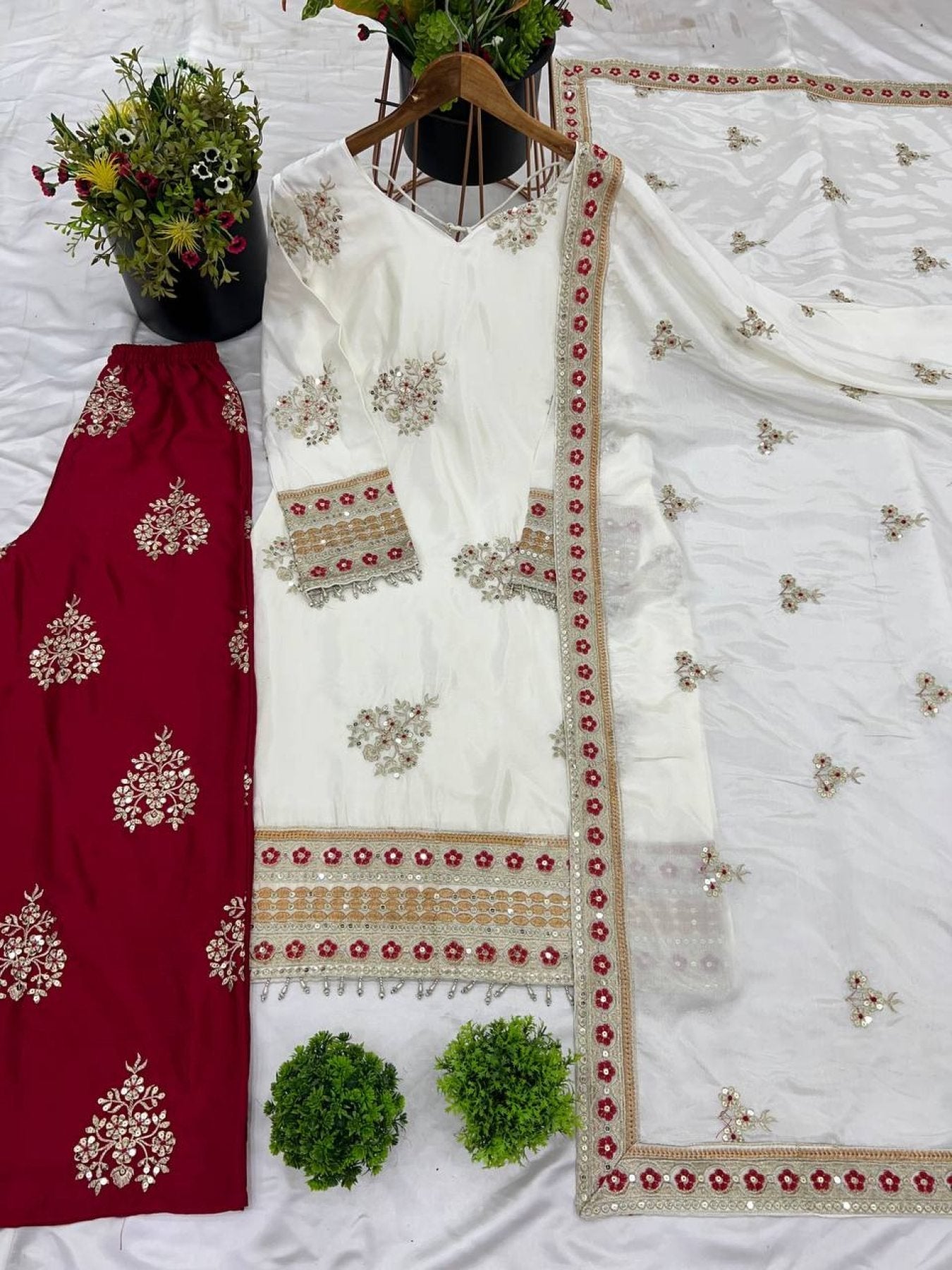 Shauq-e-Raushan – A radiant desire