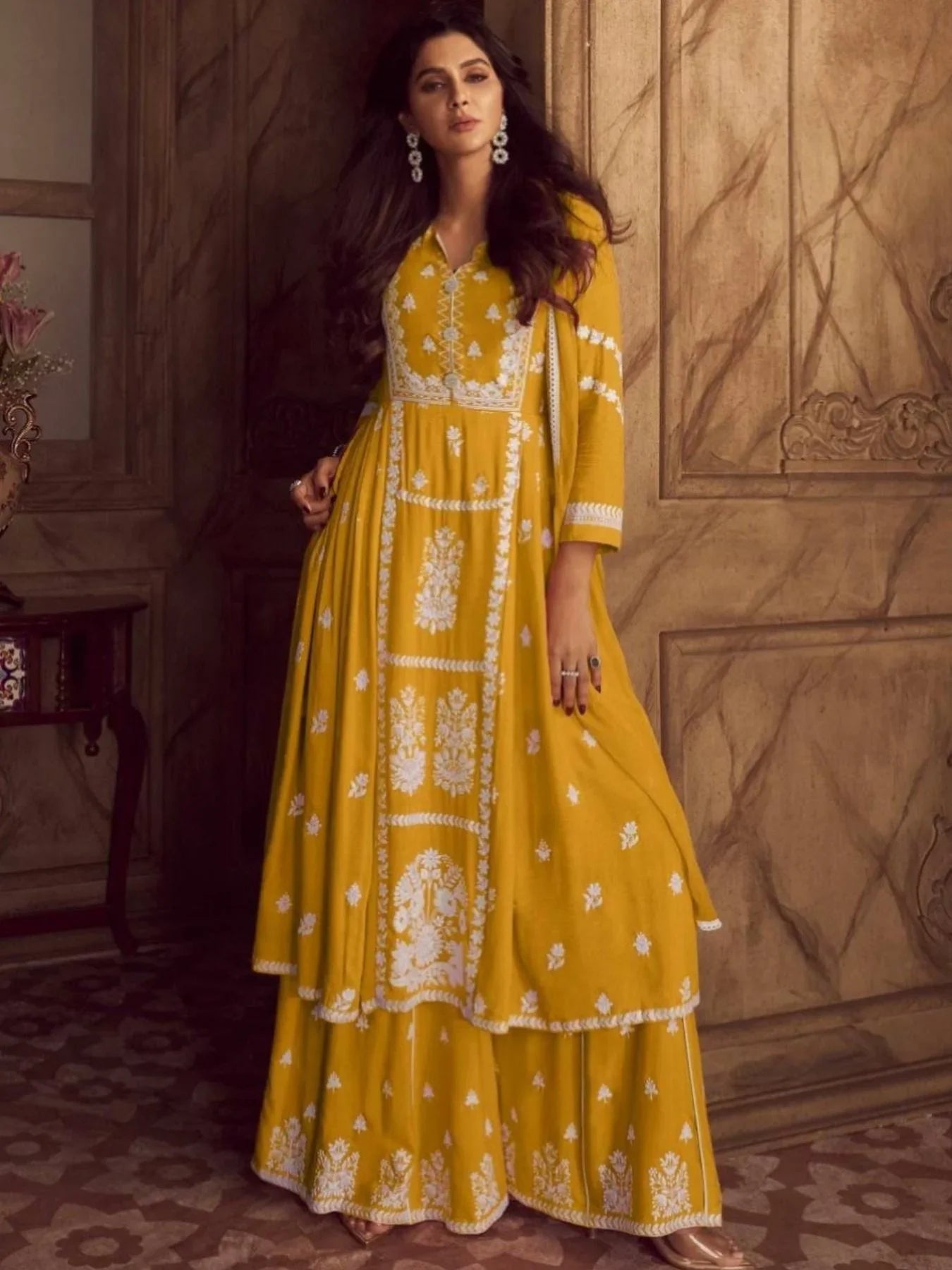 Gulrukh – Floral beauty wrapped in timeless design