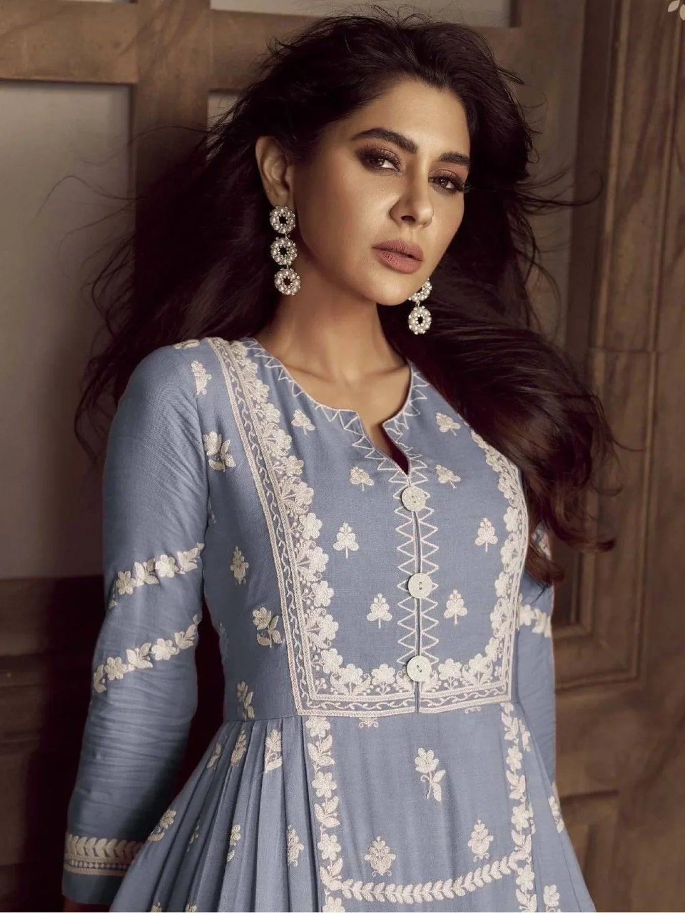 Gulrukh – Floral beauty wrapped in timeless design