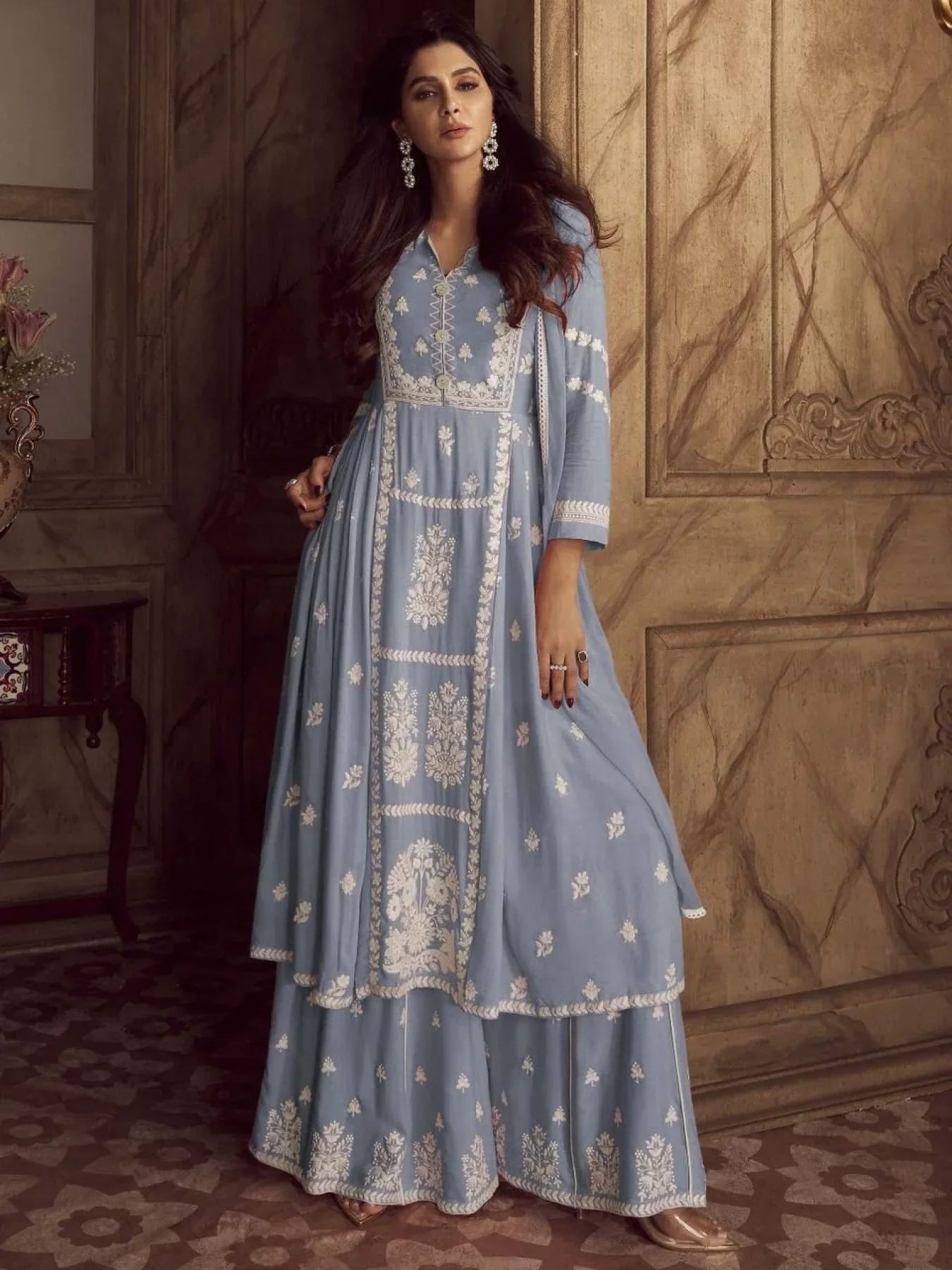 Gulrukh – Floral beauty wrapped in timeless design
