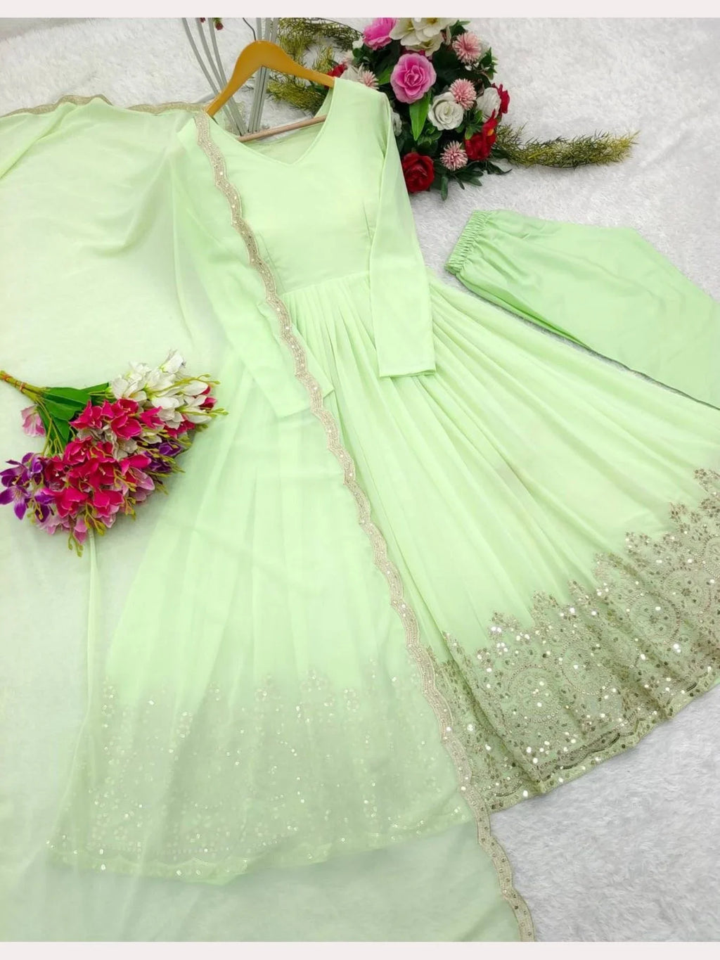 Naaz-o-Ada – Charm and grace