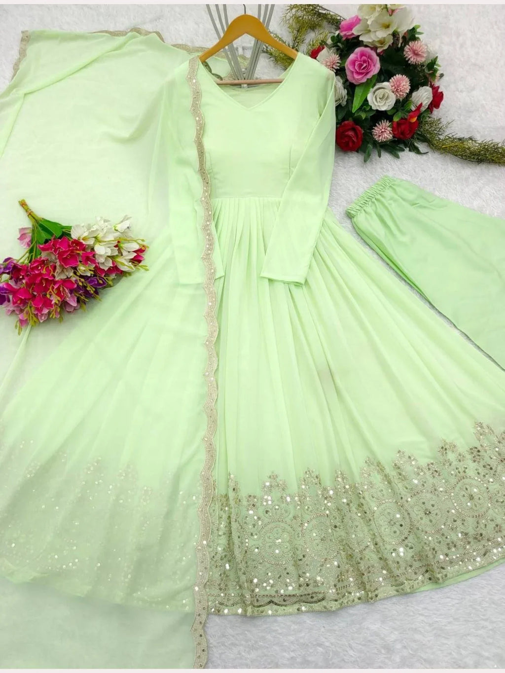 Naaz-o-Ada – Charm and grace