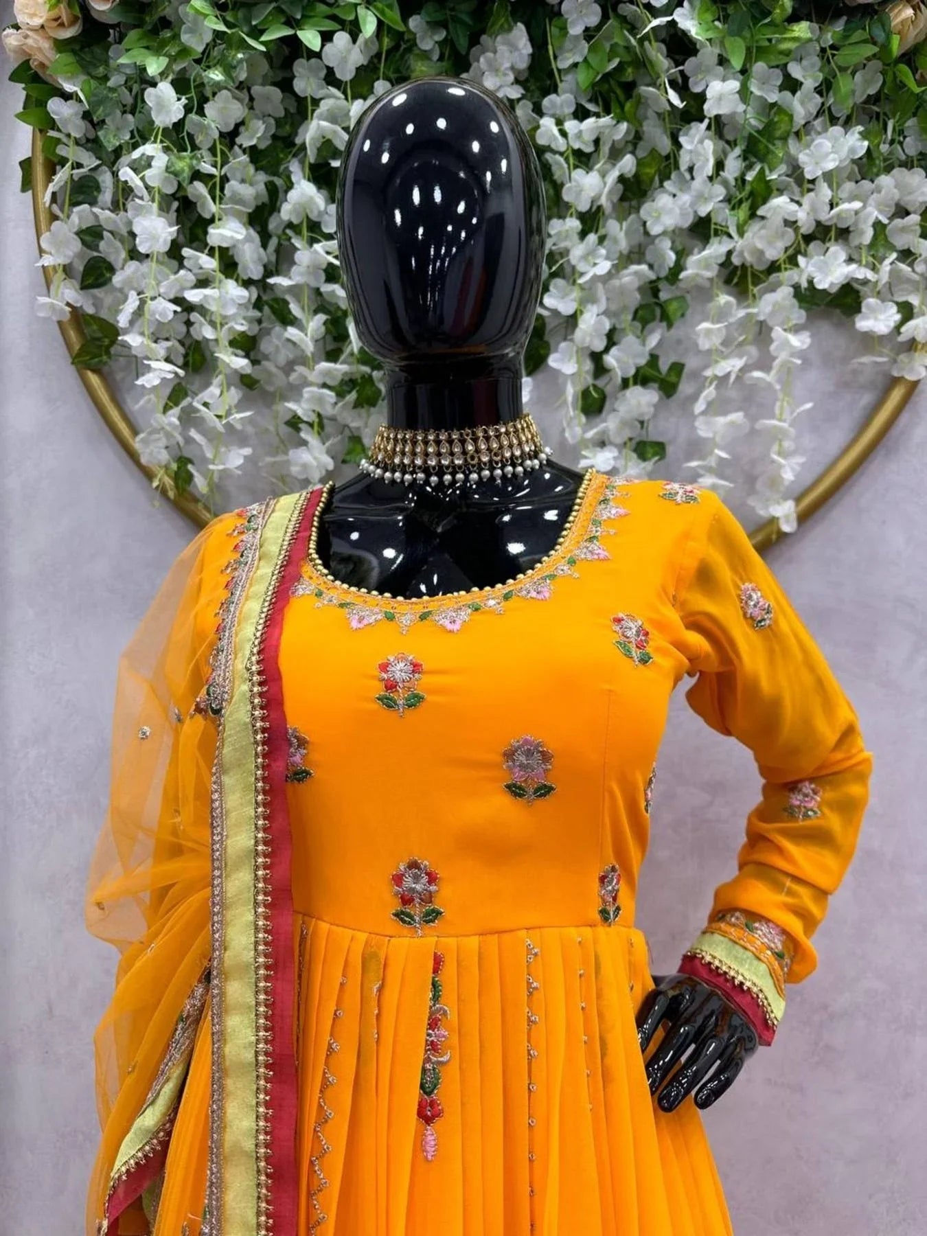 Raabta-e-Husn – A connection of beauty