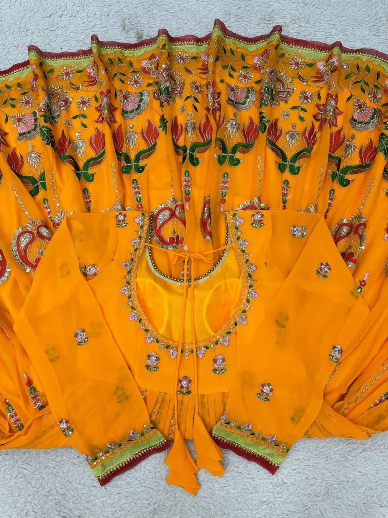 Raabta-e-Husn – A connection of beauty