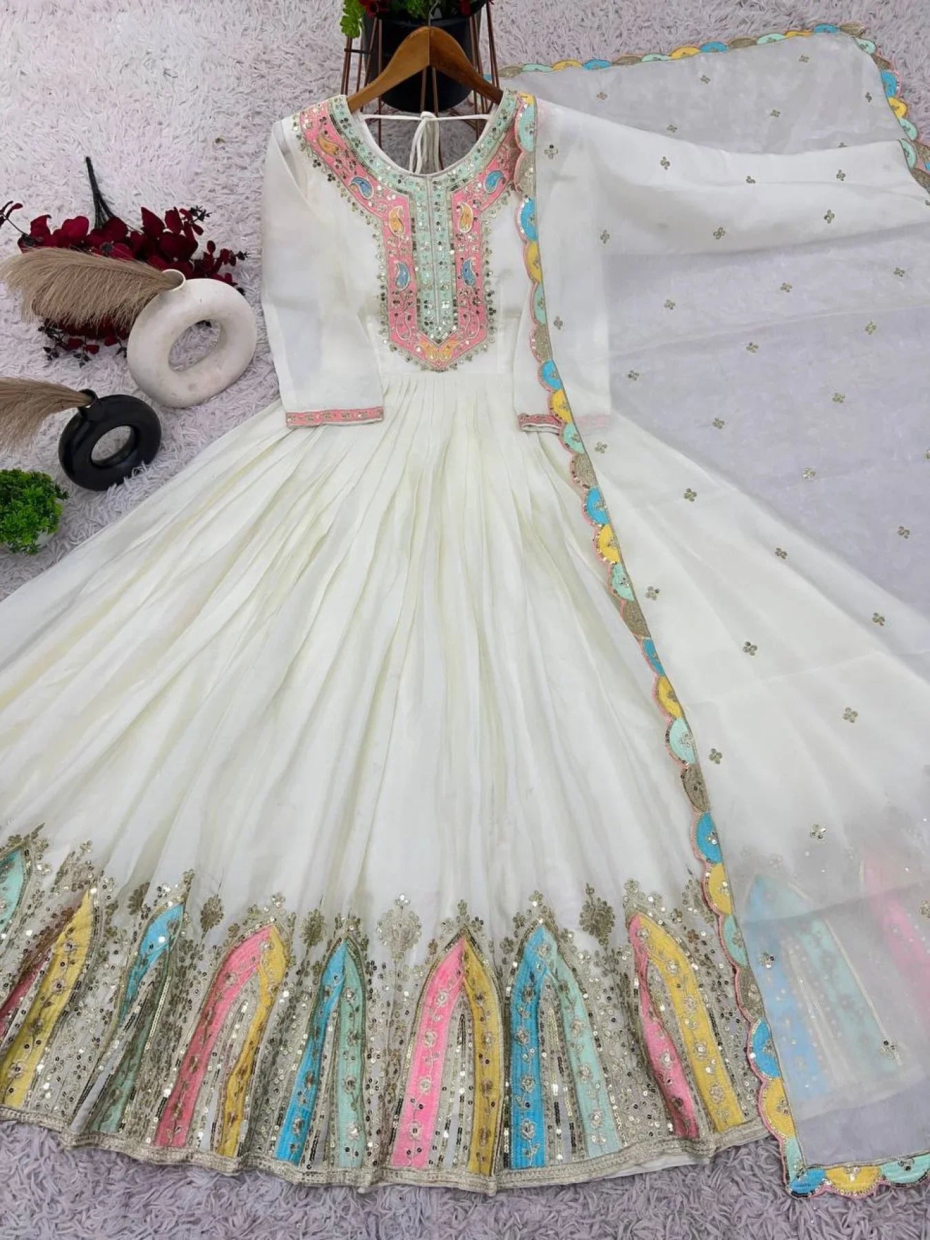Aanya Bliss – A simple yet striking statement piece