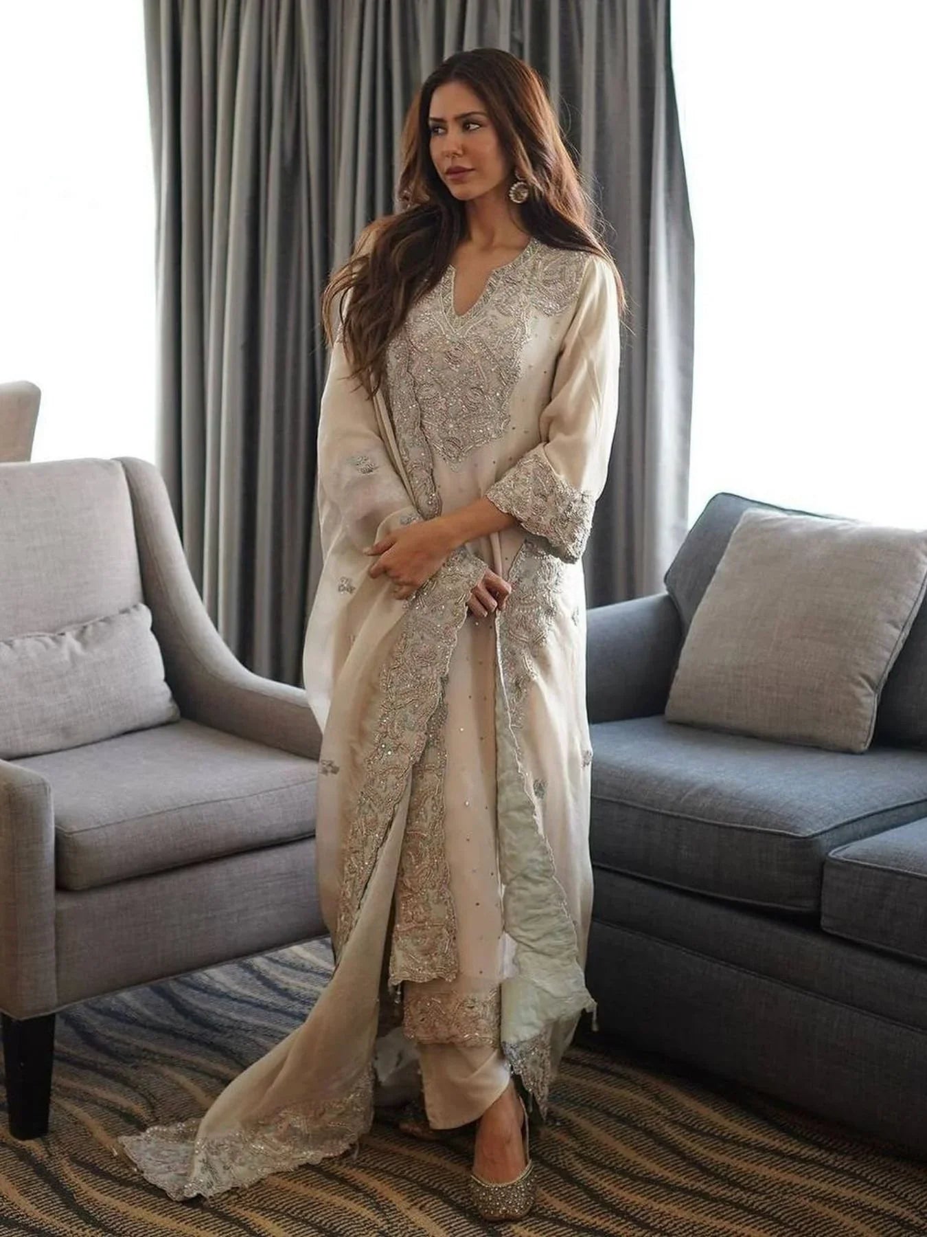 Lehja-e-Husn – Accent of Beauty