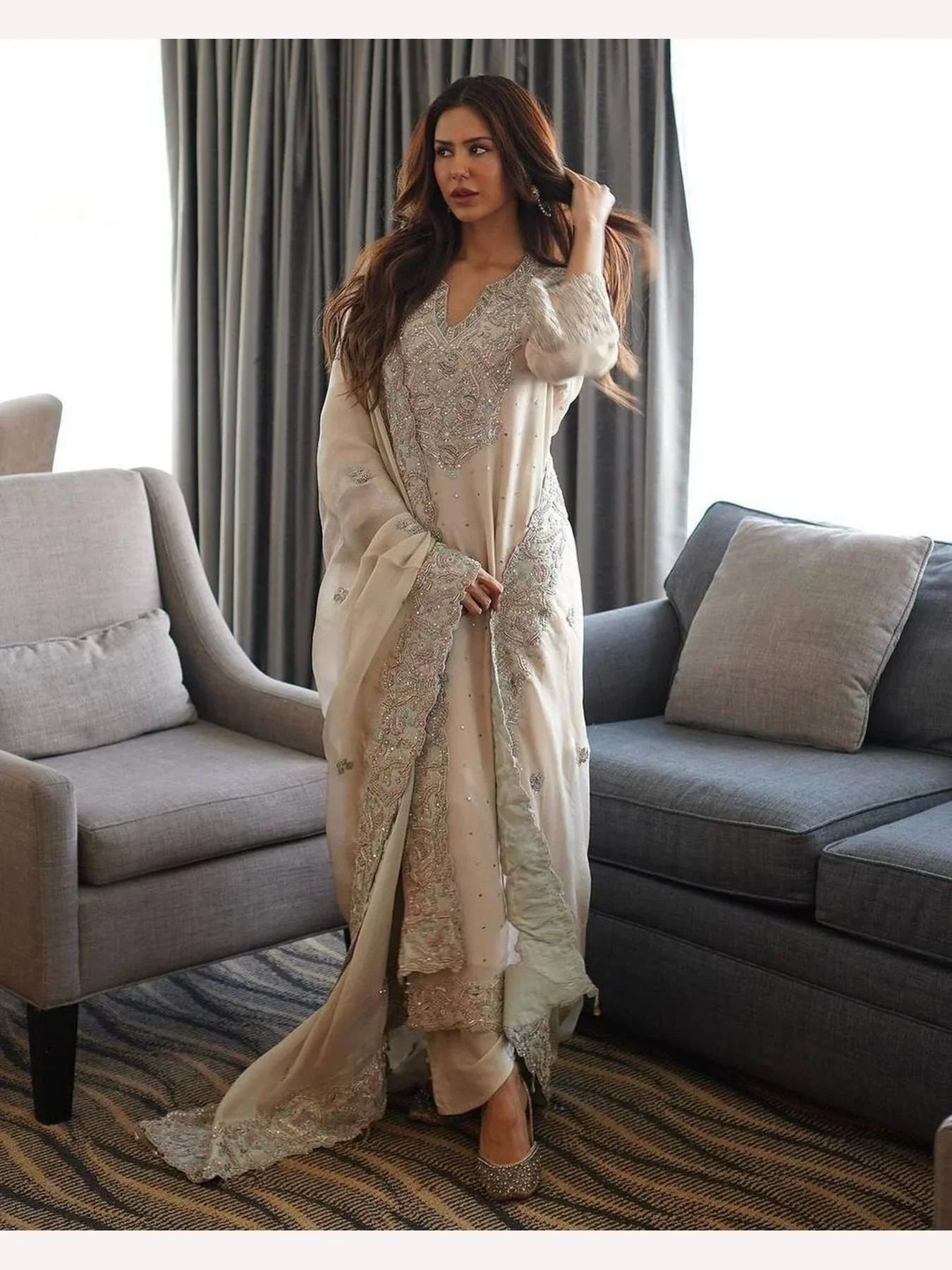 Lehja-e-Husn – Accent of Beauty