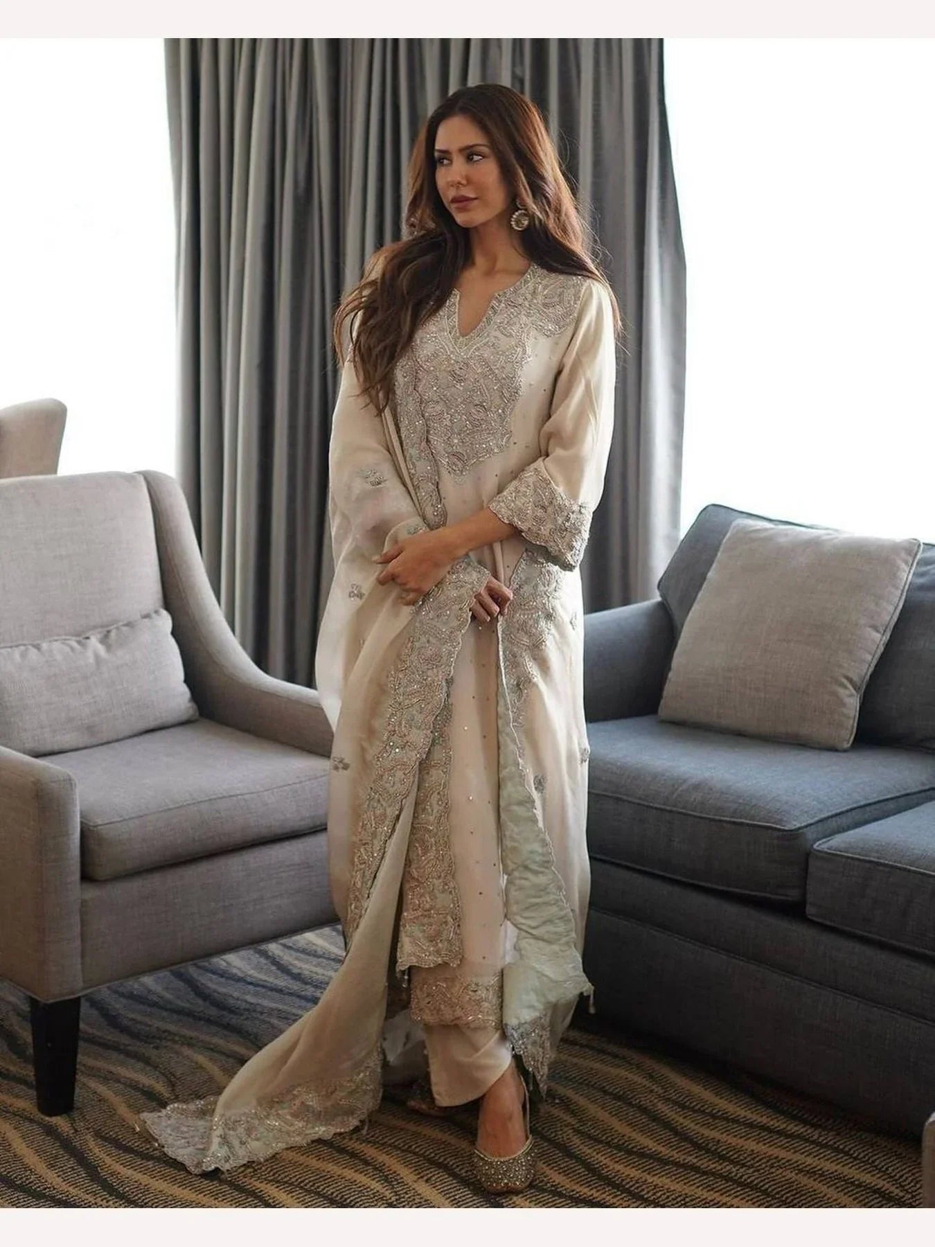 Lehja-e-Husn – Accent of Beauty