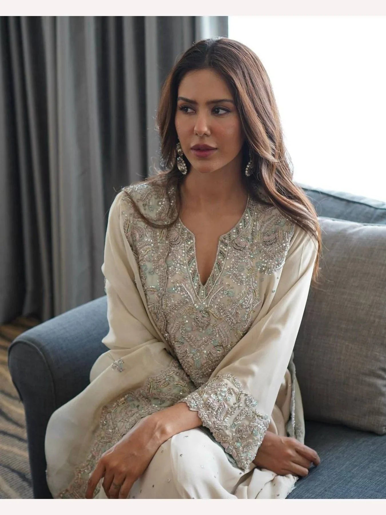 Lehja-e-Husn – Accent of Beauty